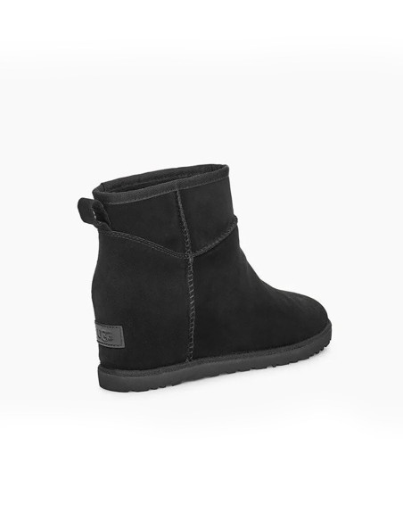 UGG 1104609 - Stivali