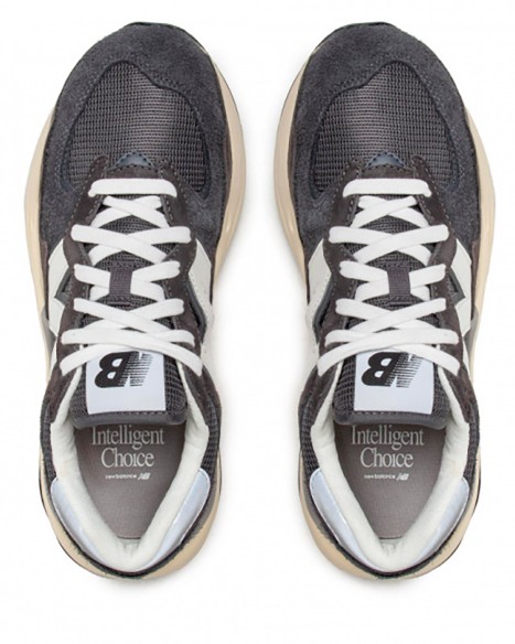 NEW BALANCE M5740 - Trainers