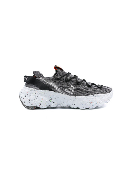 NIKE – Space Hippie 04 – Turnschuhe