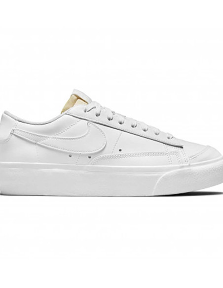 NIKE – Blazer Low Platform – Sneaker