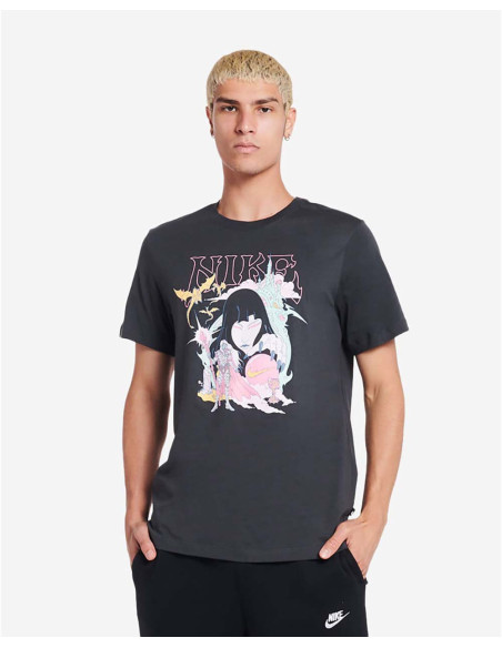 NIKE - Tee Fantasy Graphic - Camisetas
