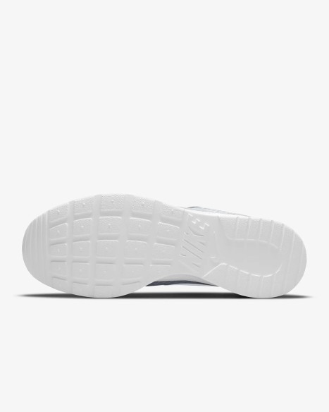 NIKE Wmns Nike Tanjun - Zapatillas