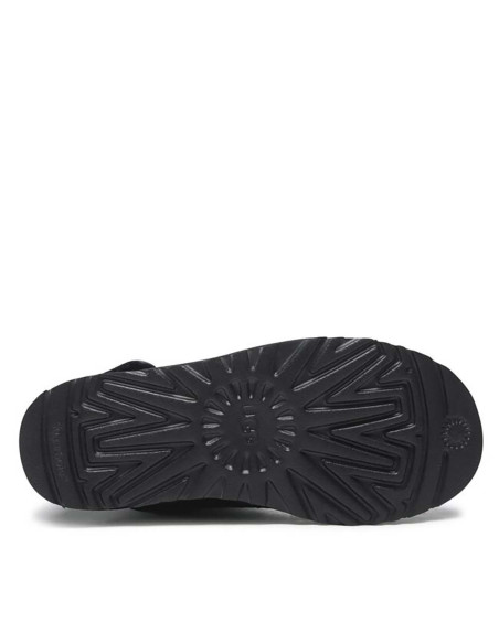 UGG – Classic Short Hybrid-Stiefel