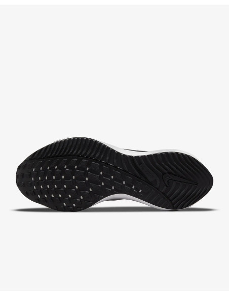 Nike Air Zoom Vomero 16 Scarpe da ginnastica