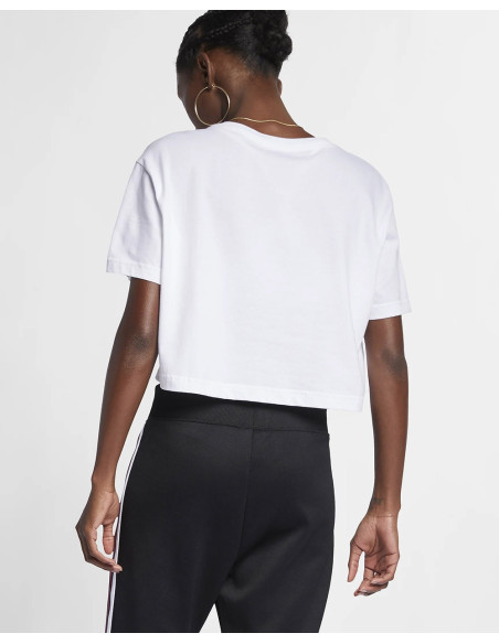 Nike SportsWear Essential Cropped T-Shirt