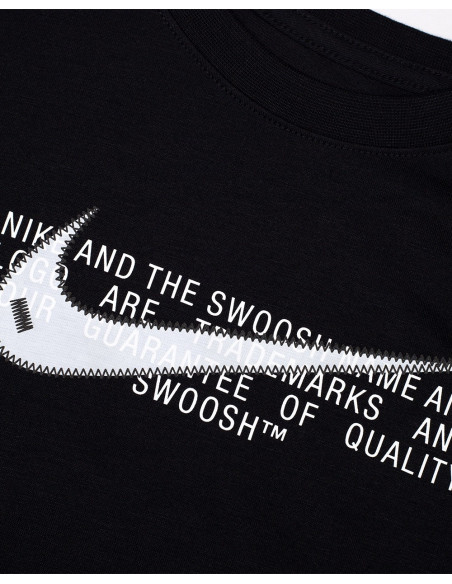 Nike SportsWear Slim Cropped Swoosh T-Shirt