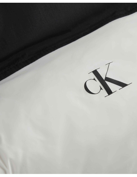 CALVIN KLEIN J30J323461 - Abrigo
