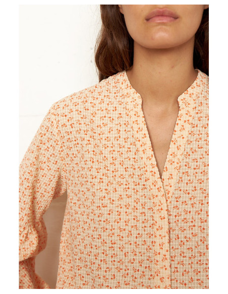 ZWEITES WEIBLICHES Glimmer-Shirt