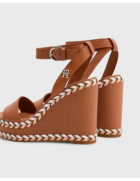 TOMMY HILFIGER FW0FW07009 - Sandals