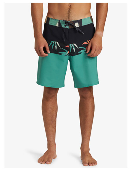 QUIKSILVER Surfsilk - Short