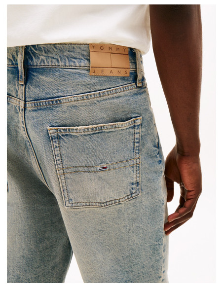 TOMMY HILFIGER DM0DM20958 - Denim shorts