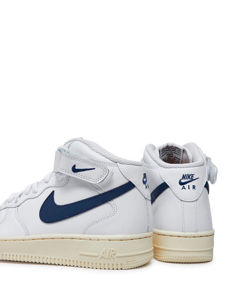 Tênis Nike Air Force 1 '07 Mid Feminino