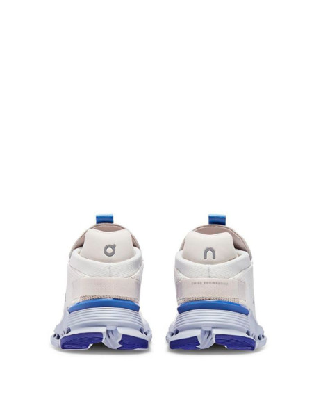 ON RUNNING Sur Cloudnova - Baskets