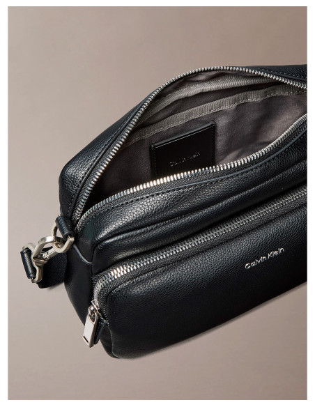 CALVIN KLEIN LV04D3159G - Bolso
