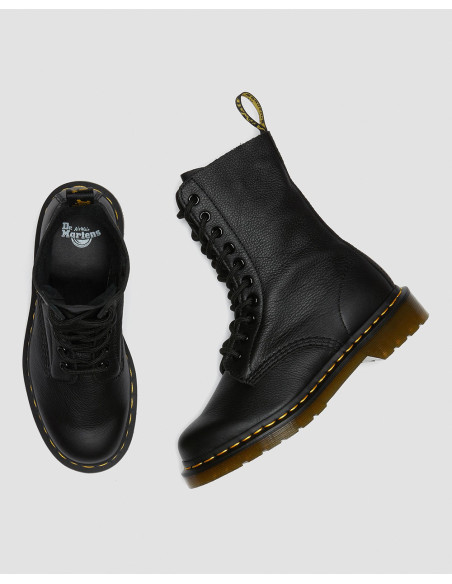 DR MARTENS 1490 Black Virginia - Boots